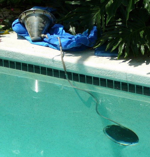 Swimming Pool Light Repair